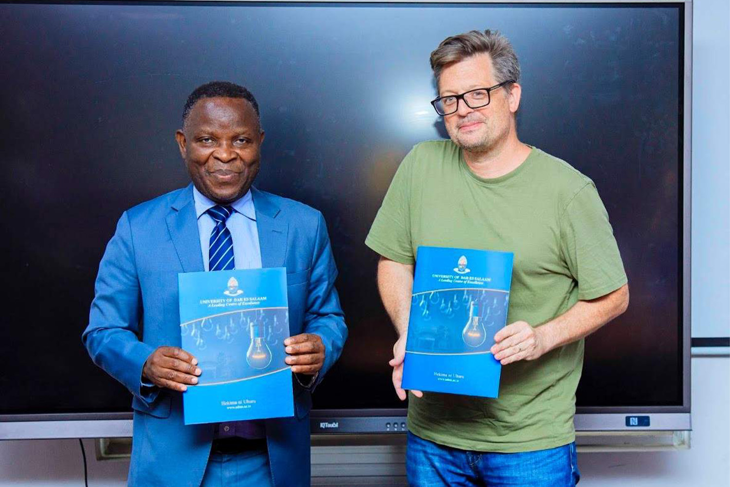Natural History Museum Renew Partnership